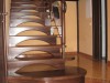 Фото: Деревянные лестницы на заказ